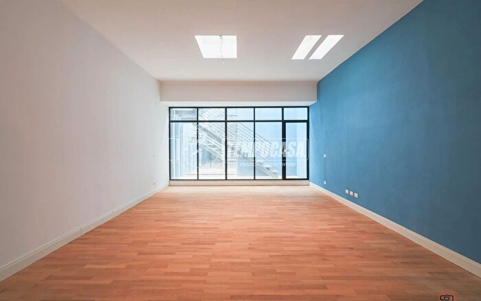 Appartamento con 5 locali in vendita in Bologna