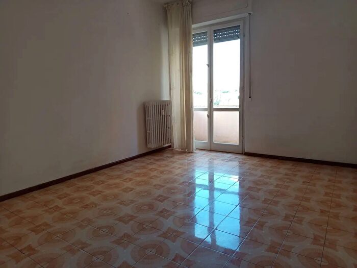 Appartamento con 5 locali in vendita in Viale Fabbricotti, Livorno