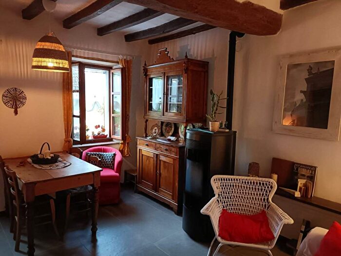 Appartamento trilocale in affitto in Via Borsano, Calestano