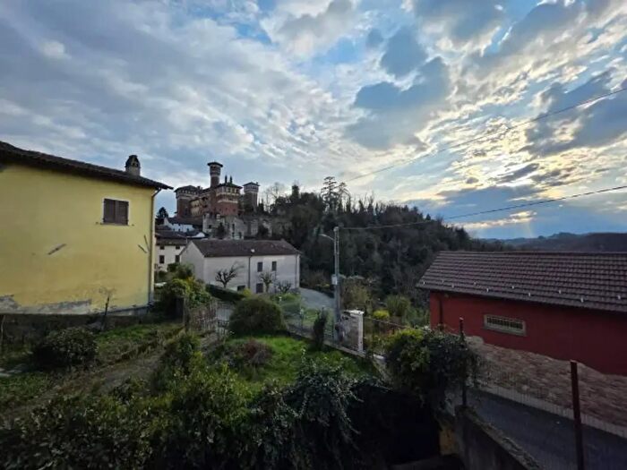 Casa con 5 locali in vendita in Via alla Stazione, Cereseto