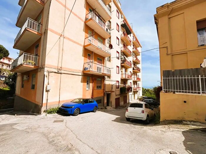 Appartamento quadrilocale in vendita in Via Fazello, Agrigento