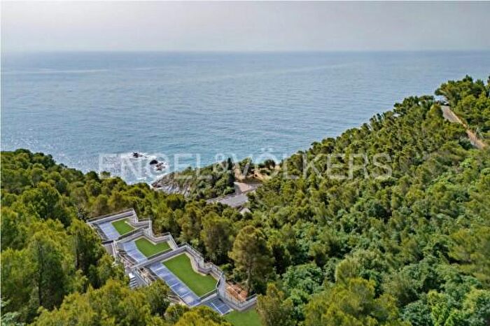 Casa quadrilocale in vendita in Via dei Prodani, Bergeggi