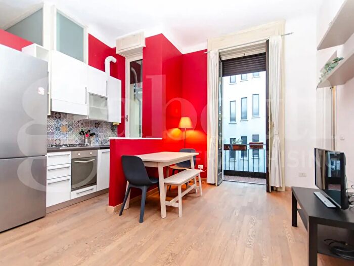 Appartamento bilocale in affitto in Via Juvara, Milano
