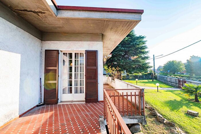 Casa con 5 locali in vendita in Rovato, Castrezzato