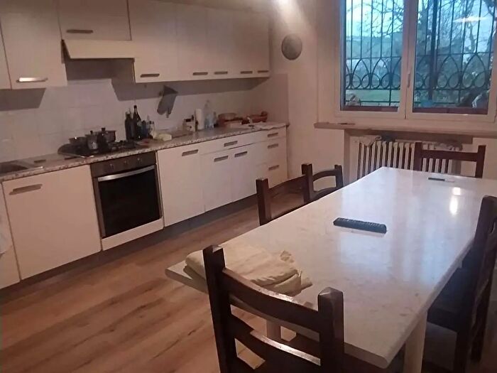 Casa con 9 locali in vendita in Via Superiore, Bagnacavallo