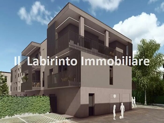 Appartamento quadrilocale in vendita in Via Canal Grande, Faenza