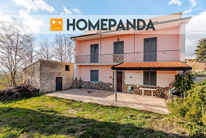 Appartamento trilocale in vendita in Contrada Maddalena, Ariano Irpino