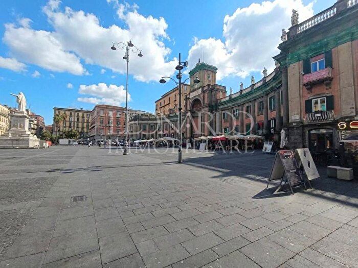Appartamento monolocale in affitto in Vico Carceri San Felice, Centro Storico, Napoli
