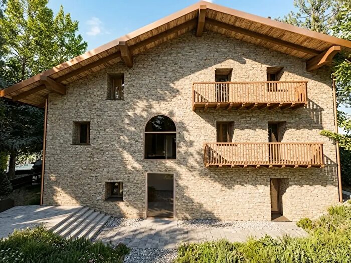 Appartamento bilocale in vendita in Frazione San Marco, Oulx