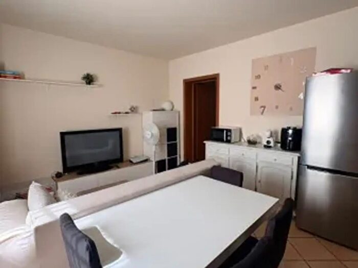 Appartamento bilocale in affitto in Via Armando Diaz, San Zeno Naviglio