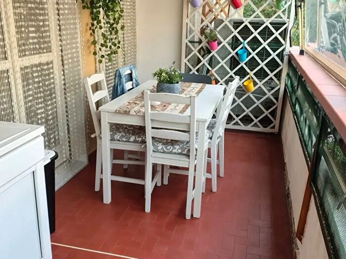 Appartamento con 5 locali in vendita in Carrara