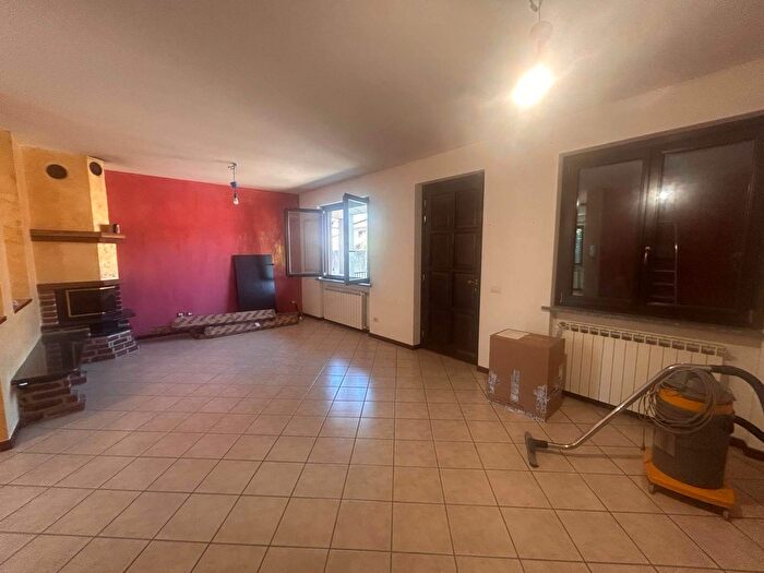 Casa trilocale in affitto in Vigevano