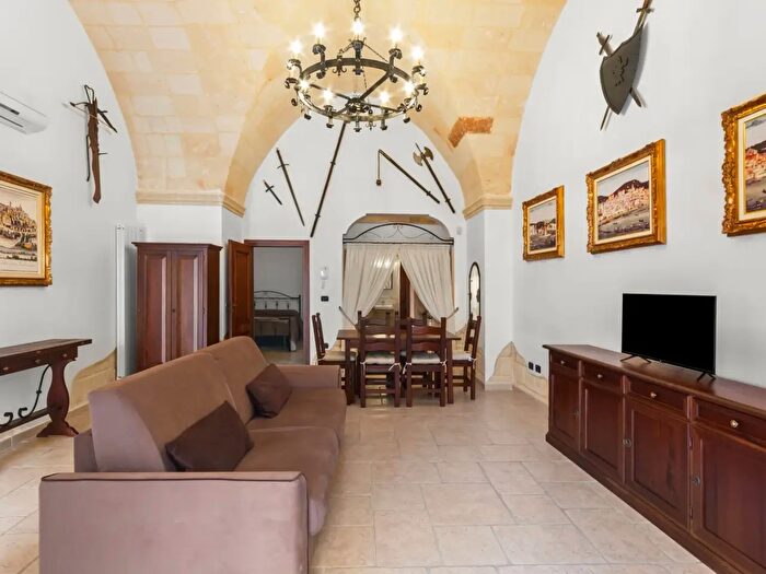 Appartamento con 5 locali in vendita in Oria