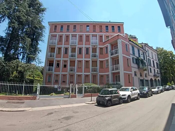 Appartamento monolocale in affitto in Via Scaldasole, Milano