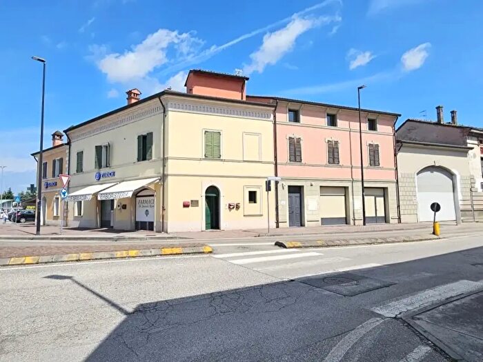 Appartamento trilocale in vendita in Via Matteotti, Casalmaggiore