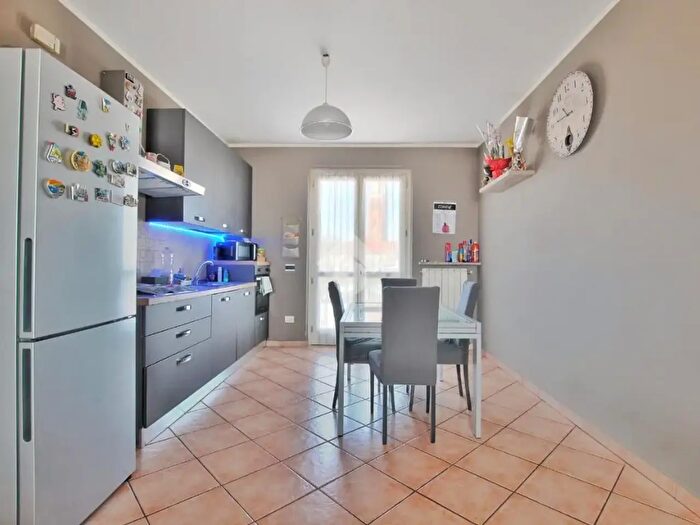 Appartamento quadrilocale in vendita in Via Solaro del Borgo, Livorno Ferraris