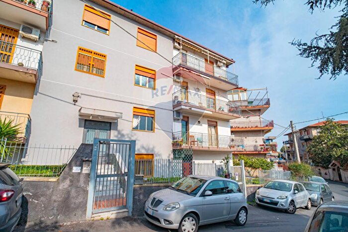 Appartamento quadrilocale in vendita in Via del Mandorlo, Misterbianco