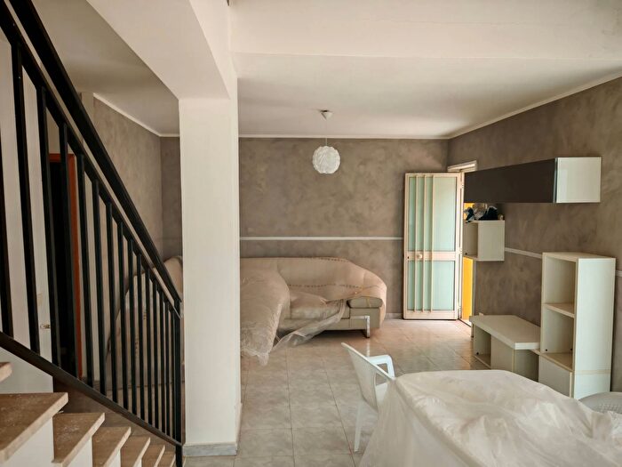 Appartamento con 5 locali in vendita in Contrada Fossa Creta, Paterno