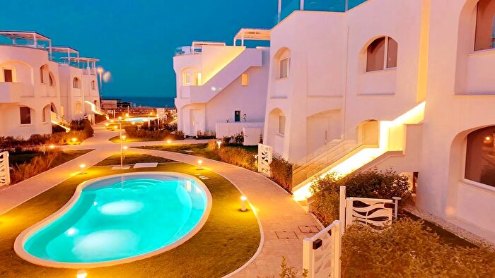 Appartamento con 5 locali in vendita in Via Litoranea Complesso Costa Conero, Numana