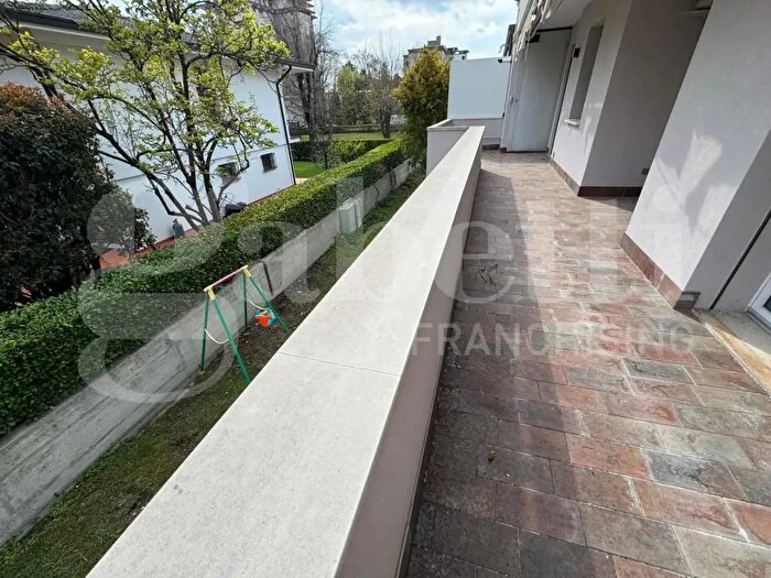 Appartamento quadrilocale in vendita in Via Abruzzo Snc, Castelfranco Veneto