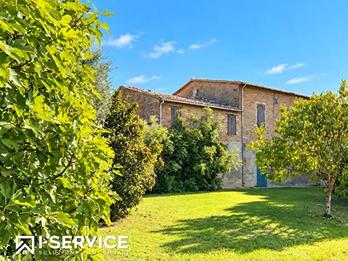 Casa con 20 locali in vendita in Via Violaro Vecchio, Ravenna