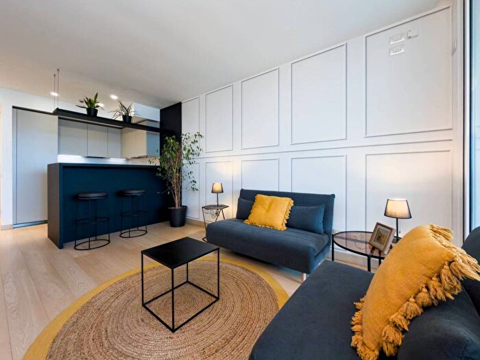 Appartamento bilocale in affitto in Viale Giorgio Ribotta, Torrino, Roma