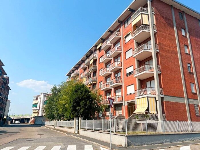 Appartamento trilocale in affitto in Via Marengo, San Pietro, Moncalieri