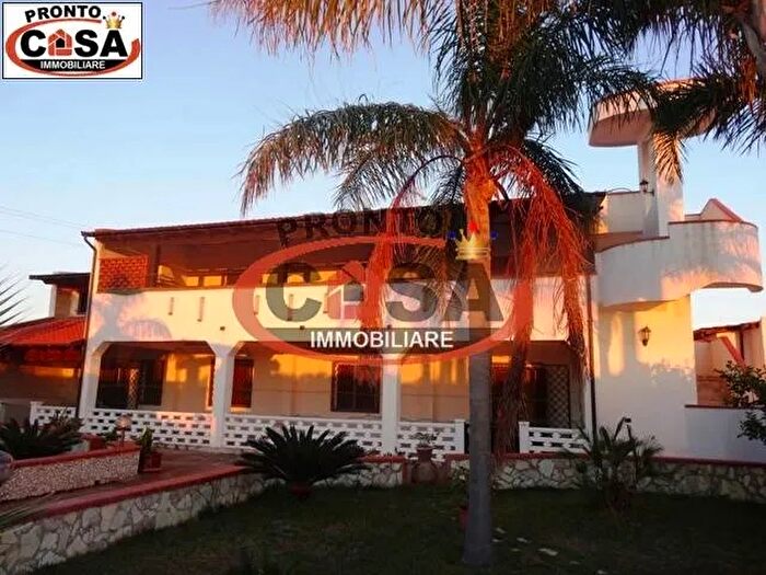 Casa con 7 locali in vendita in Castelvetrano