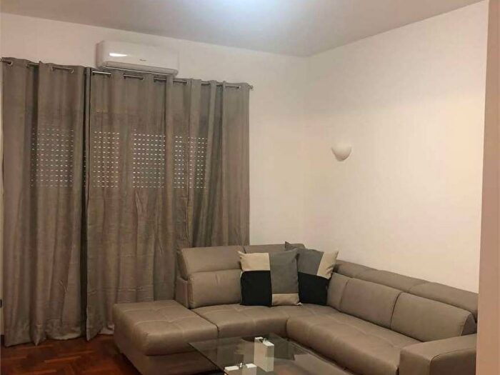 Appartamento trilocale in affitto in Cinecittà, Roma