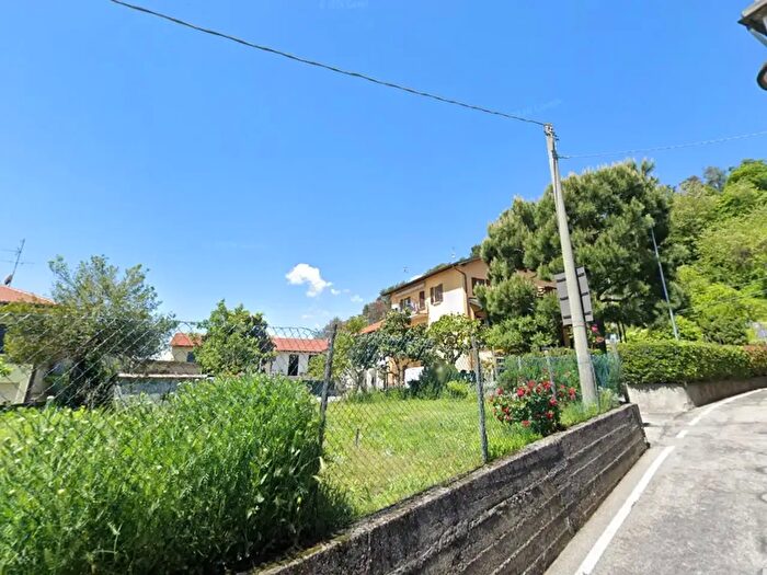 Appartamento bilocale in affitto in Via Vittorio Veneto, Bizzarone