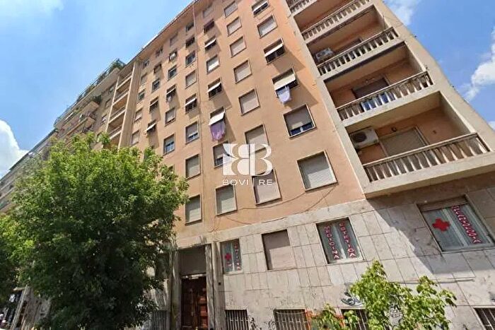 Appartamento trilocale in vendita in Via Gela RomaRe di Roma, Roma