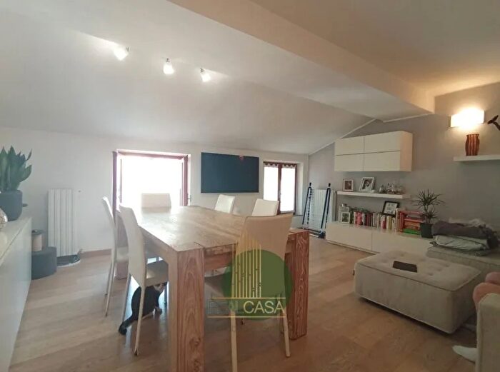 Appartamento bilocale in vendita in Via Rusconi Città Murata SantAgostino Como Lombardia Italia, Como