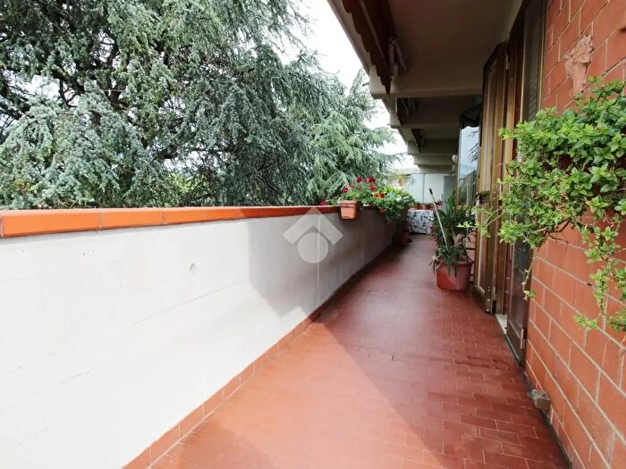 Appartamento con 5 locali in vendita in Via del Campaccio, Prato