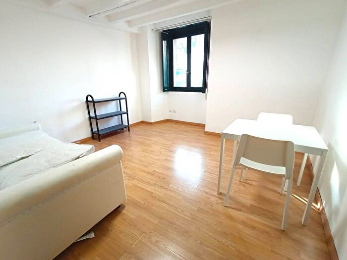 Appartamento bilocale in affitto in Piazza Cinque Giornate, Piave Tricolore, Milano