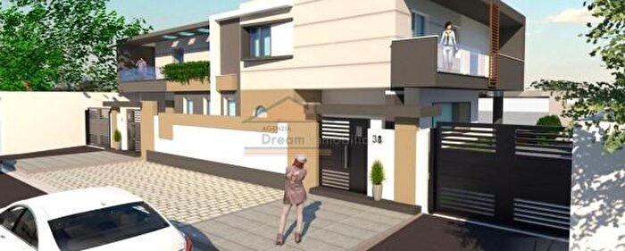 Casa quadrilocale in vendita in Via Madre Teresa di Calcutta, Parete