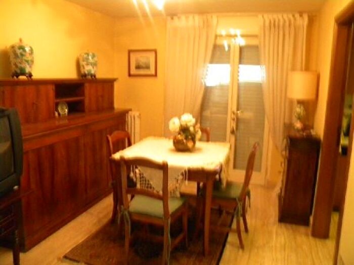 Casa con 6 locali in affitto in Forte Dei Marmi