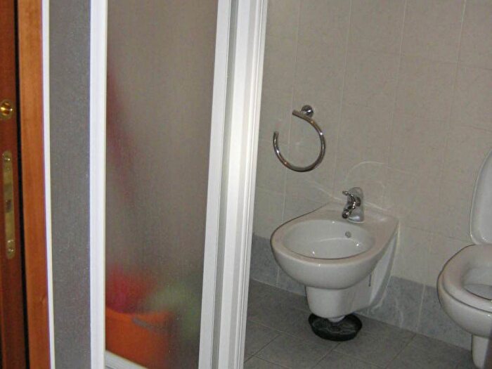 Appartamento bilocale in affitto in VIA A MANZONI, Semicentro, Trento