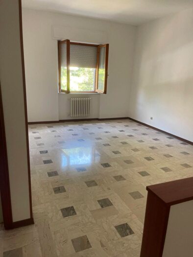 Appartamento con 5 locali in vendita in Via Bruno Buozzi, Sassoferrato