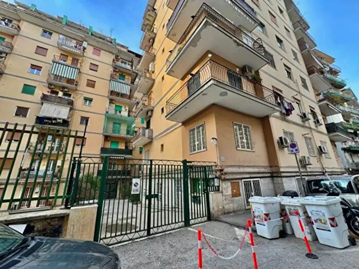 Appartamento monolocale in vendita in Via Mario Ruta, Napoli