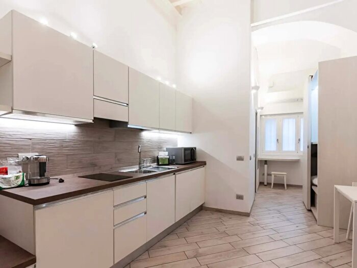 Appartamento monolocale in affitto in Corso Monforte, Milano