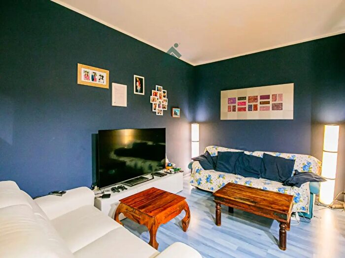 Appartamento trilocale in vendita in Via Vergani, Saronno