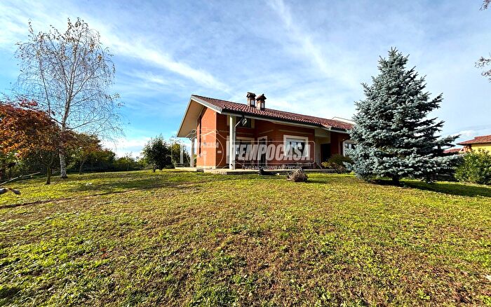 Casa con 6 locali in vendita in Via del Boschetto, San Giusto Canavese