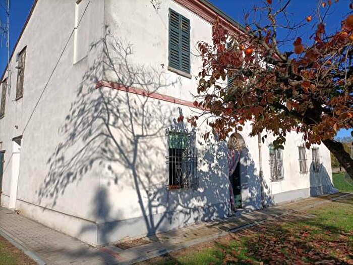 Casa con 6 locali in vendita in Ravenna