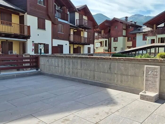Appartamento bilocale in vendita in Via dei Laghi, Oulx