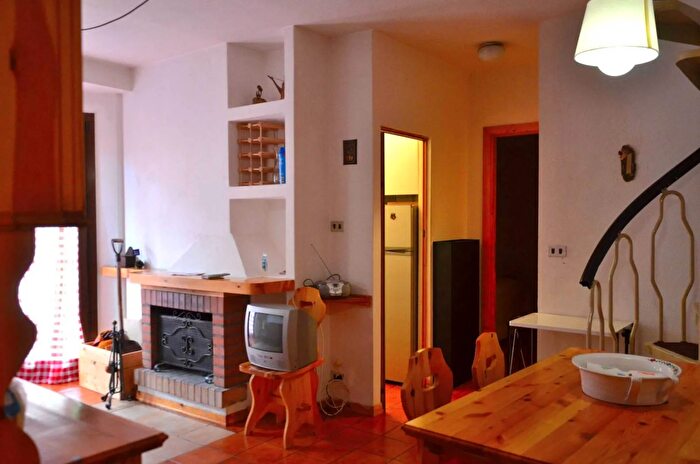 Appartamento trilocale in affitto in Via Arano, Ovindoli