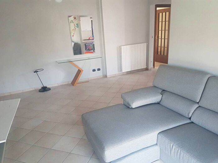 Casa quadrilocale in affitto in Largo Aprile, Centro, Villanova Mondovì