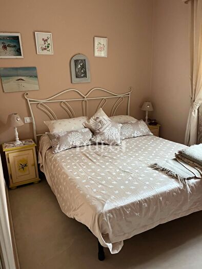 Casa con 6 locali in vendita in Camaiore