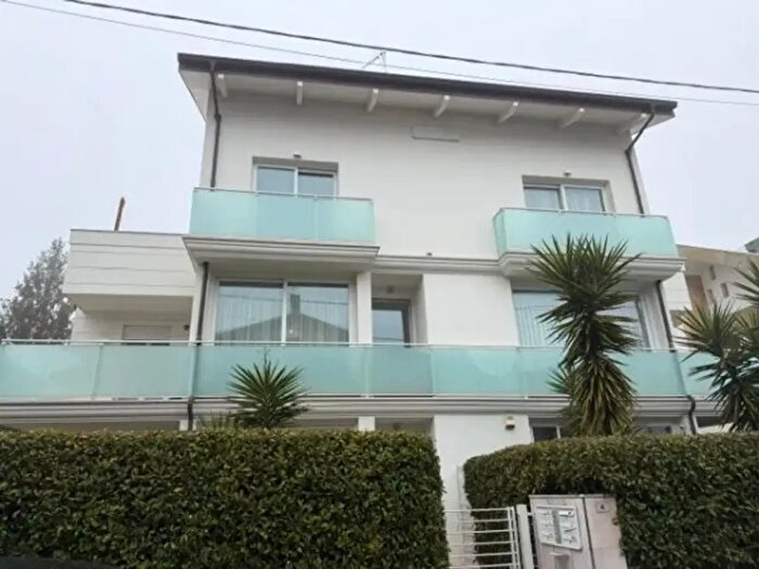 Appartamento quadrilocale in vendita in Viale Tevere, Riccione