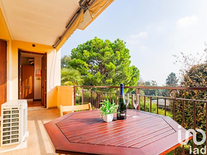 Appartamento quadrilocale in vendita in Via Giacomo Puccini, Besana In Brianza