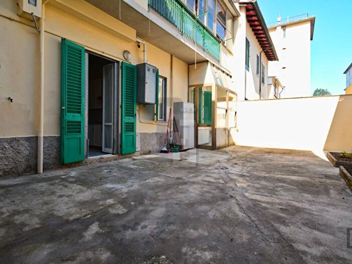 Casa quadrilocale in affitto in Viale Pratese, Sesto Città, Sesto Fiorentino